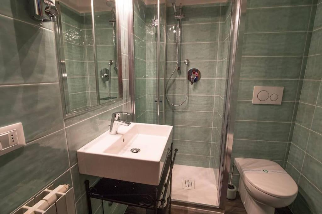 Alice'S Guest Parking & Wi-Fi Apartman Pisa Kültér fotó