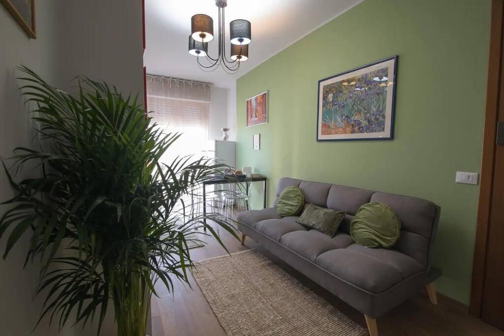 Alice'S Guest Parking & Wi-Fi Apartman Pisa Kültér fotó